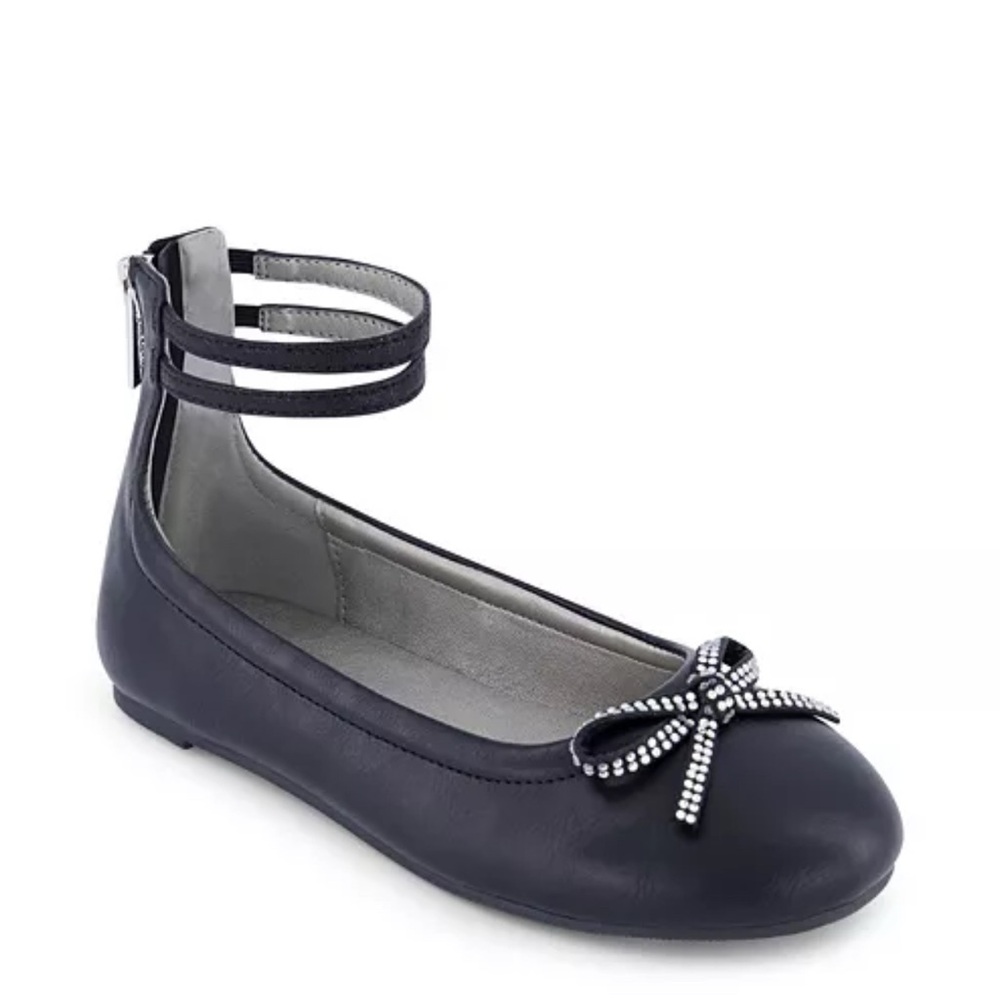 Kenneth Cole New York Big Girls Daisy Luv Black Ballet Flat Shoes US 4.      NWT